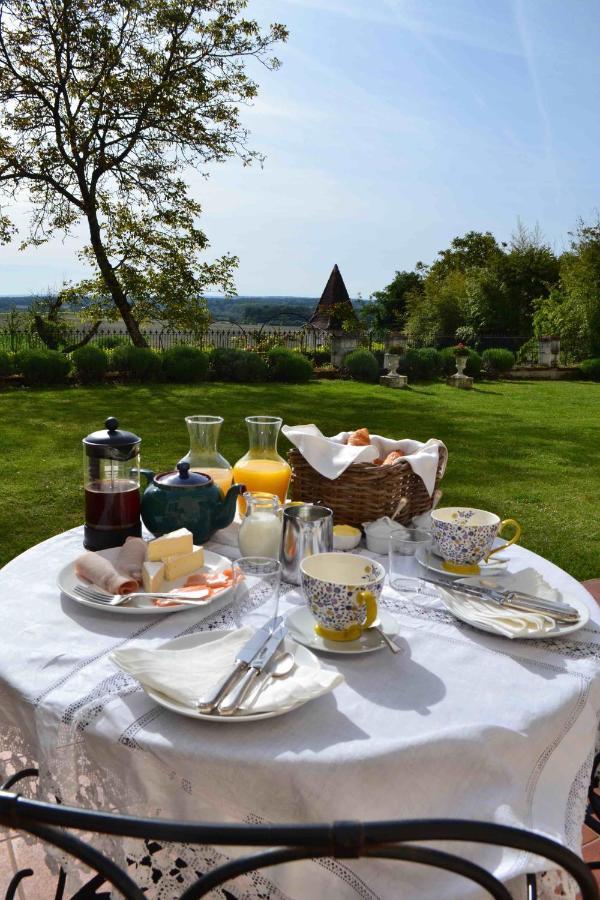 Bed and Breakfast Le Manoir De Nabinaud Exteriér fotografie